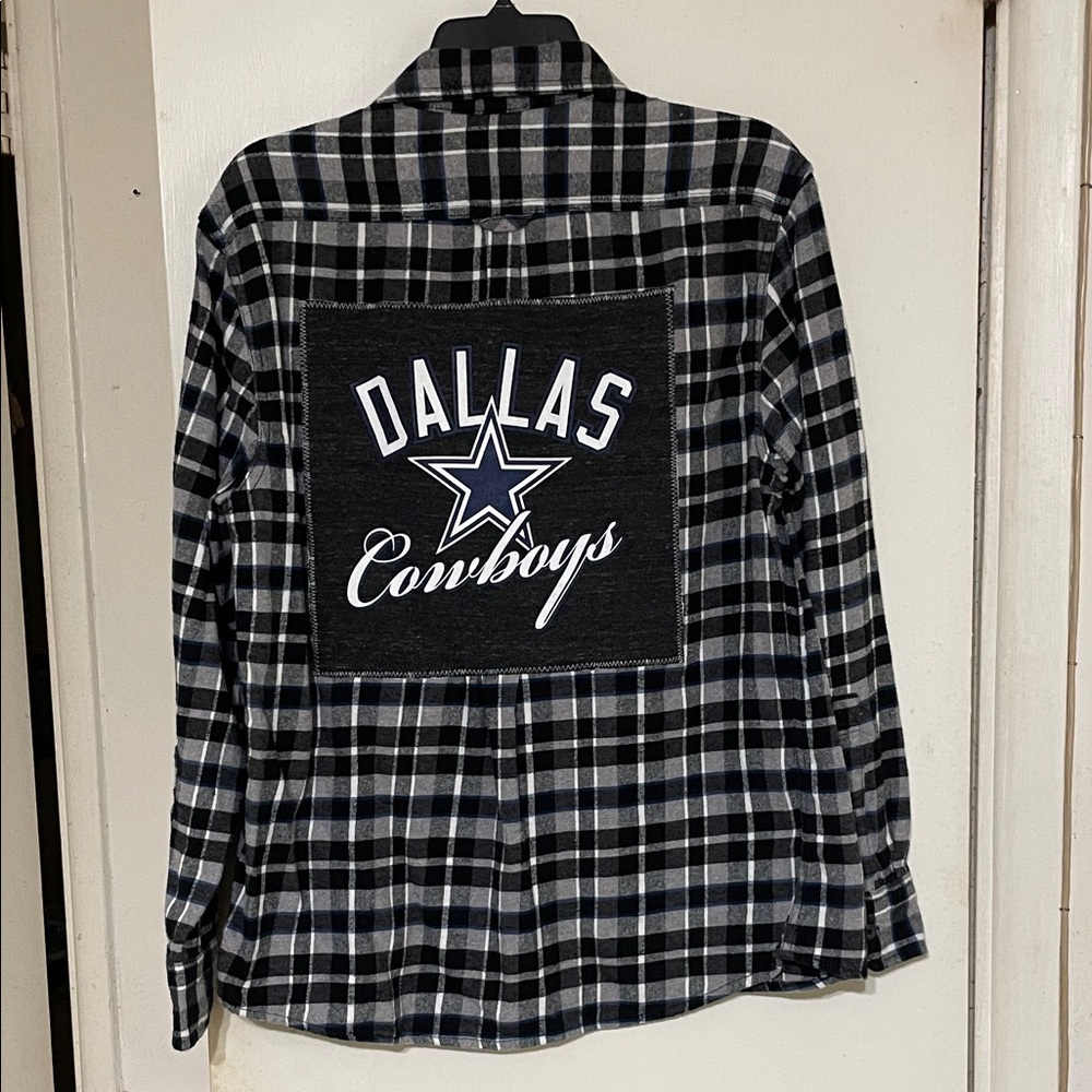 Eddie Bauer Black and White Plaid Women's Top